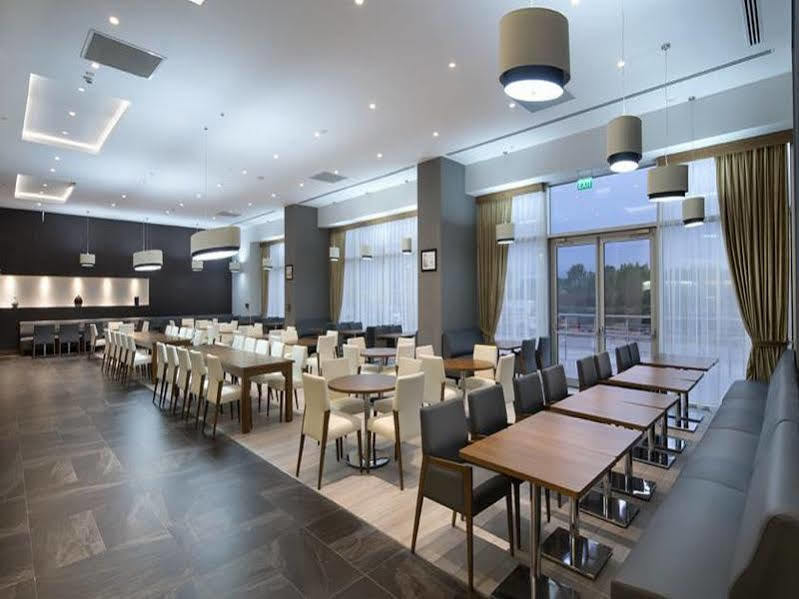 Отель Hampton By Hilton Kocaeli Symbol Экстерьер фото