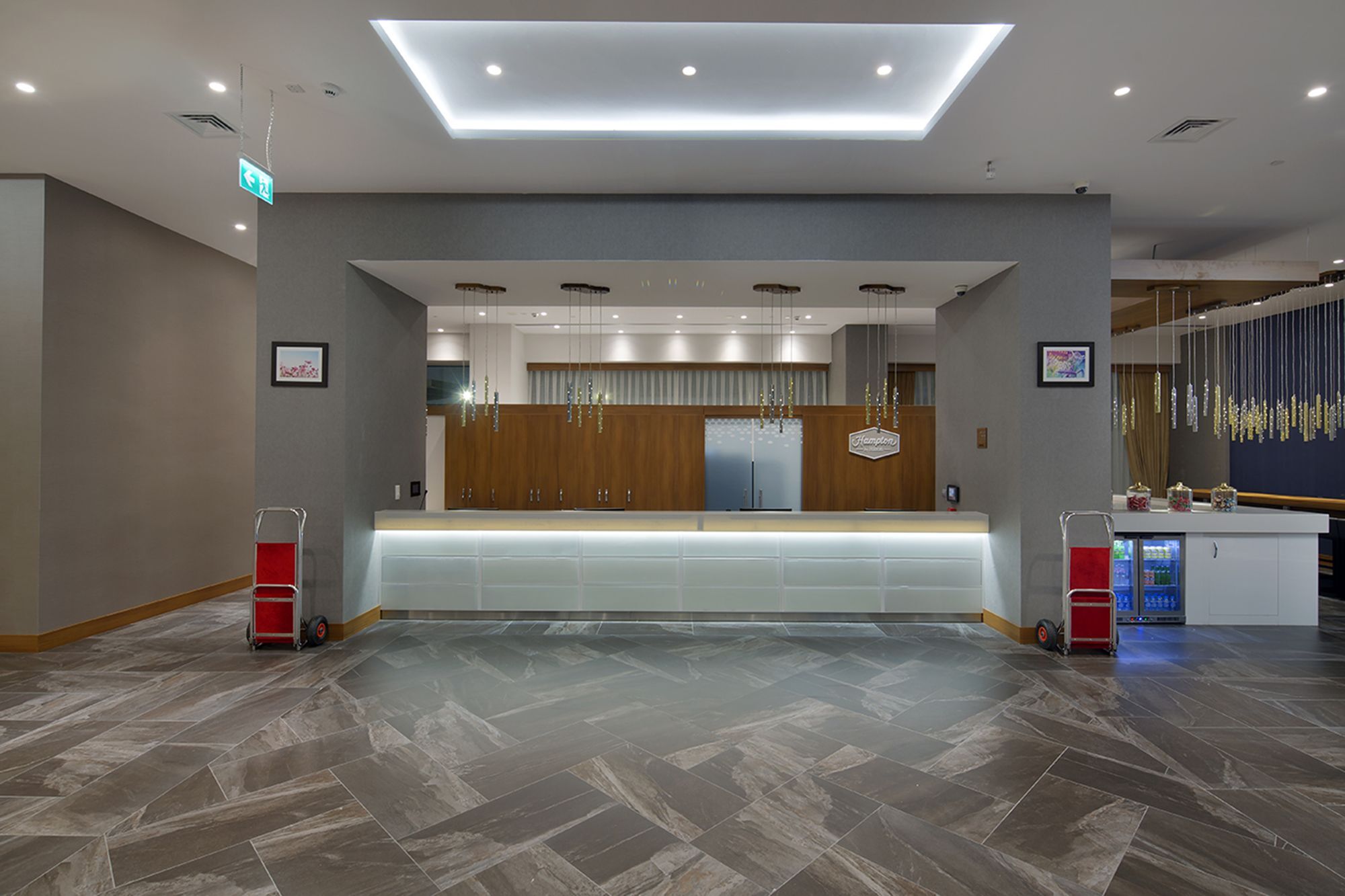Отель Hampton By Hilton Kocaeli Symbol Экстерьер фото